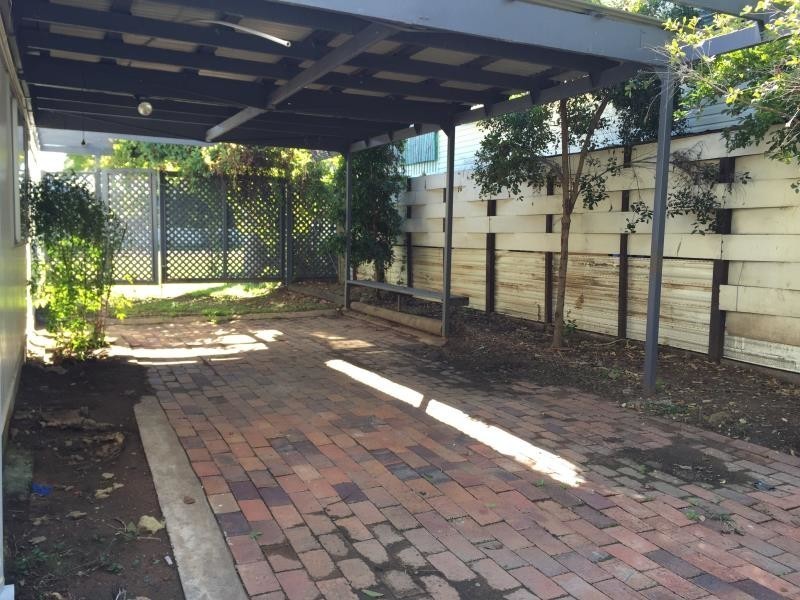 132 High Street, Berserker QLD 4701